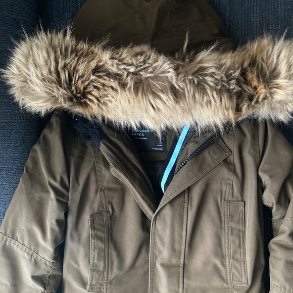 Aritzia Bancroft parka size S - Picture 2 of 7
